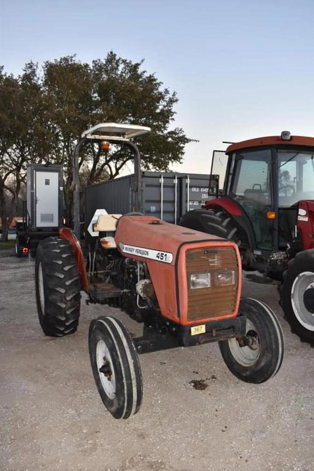 Image of Massey Ferguson 451 equipment image 1