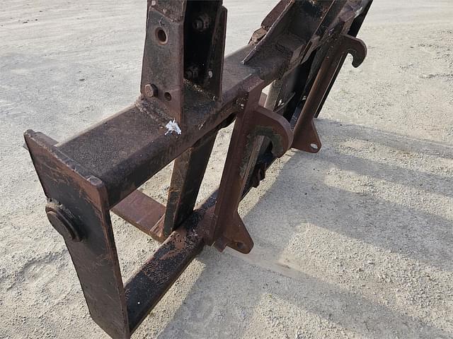 Image of Undetermined Pallet Forks equipment image 1