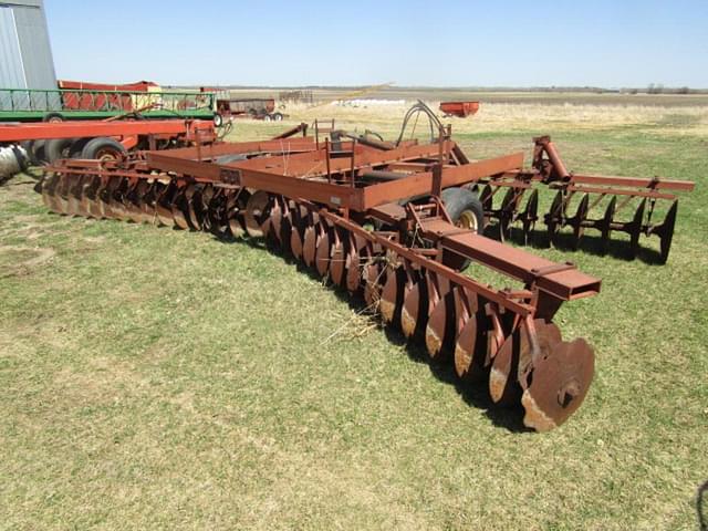Image of International Harvester 480 equipment image 2