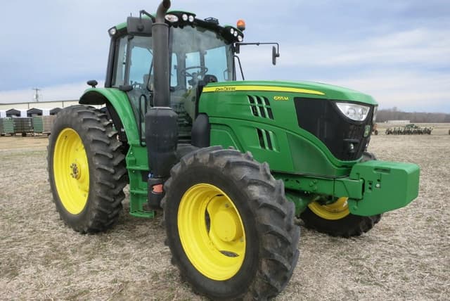 Image of John Deere 6155M equipment image 1