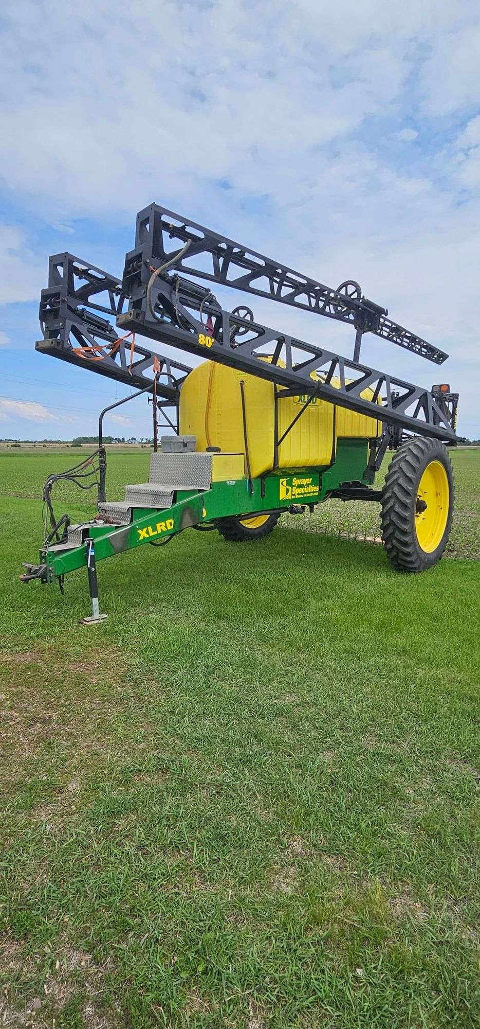 2004 Sprayer Specialties XLRD1250 Equipment Image0