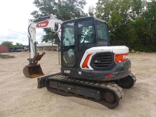 Image of Bobcat E88 equipment image 3