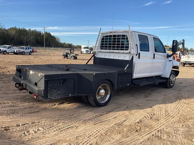 Image of Chevrolet 4500 equipment image 4