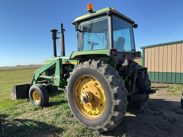 Image of John Deere 4430 equipment image 1