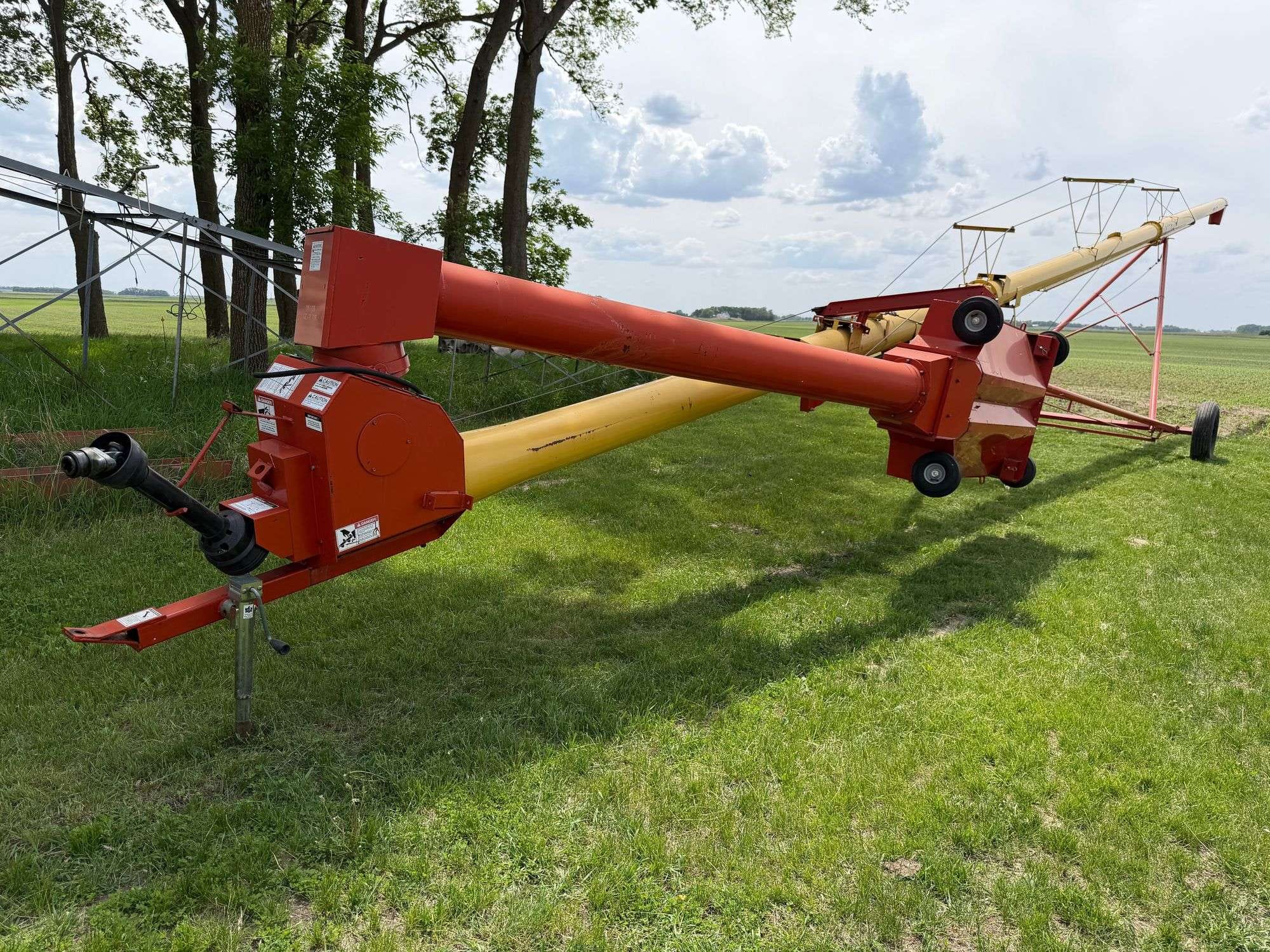 Westfield MK100-71 Equipment Image0