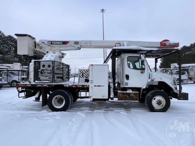 Image of Freightliner M2 equipment image 3