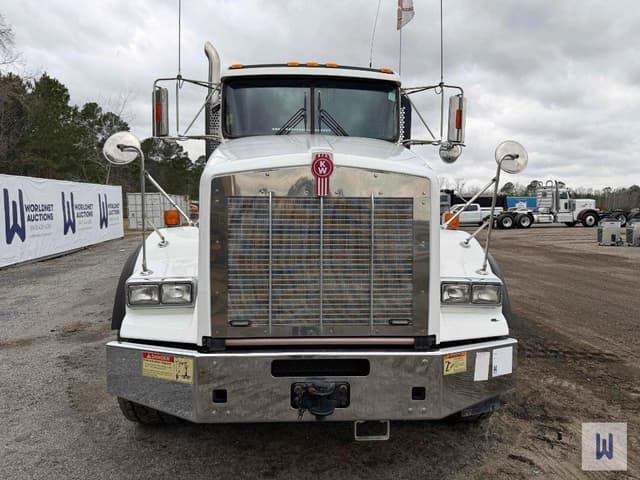 Image of Kenworth T800 equipment image 1