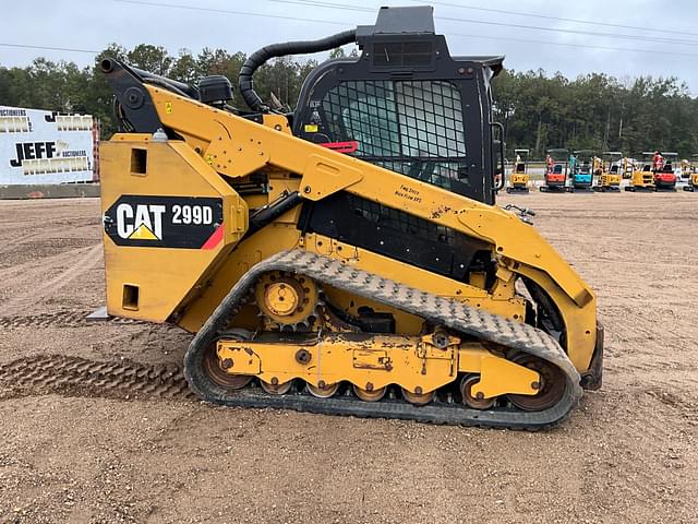 Image of Caterpillar 299D2 equipment image 3