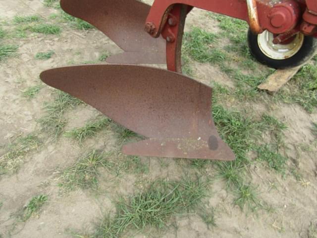 Image of International Harvester 700 equipment image 4