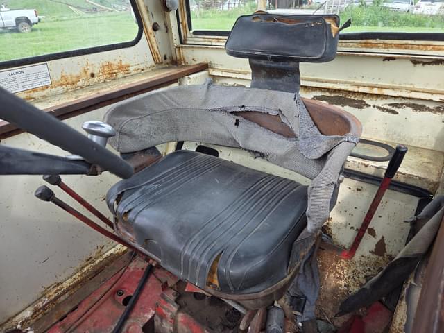 Image of International Harvester 966 equipment image 3