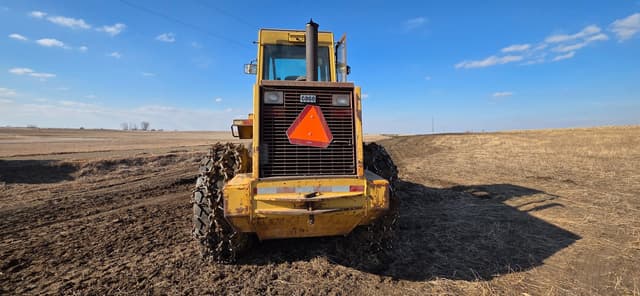 Image of Case 621ZF equipment image 2