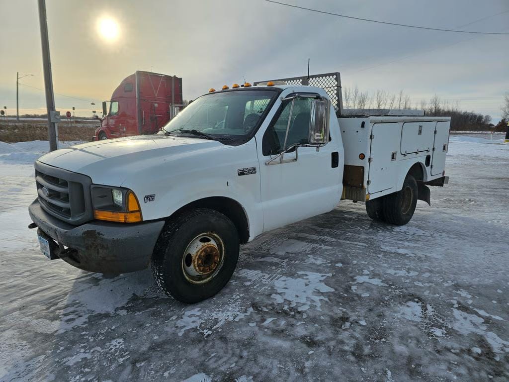 2001 Ford F-350 Equipment Image0