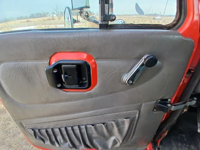 Image of Mack CH613 equipment image 4