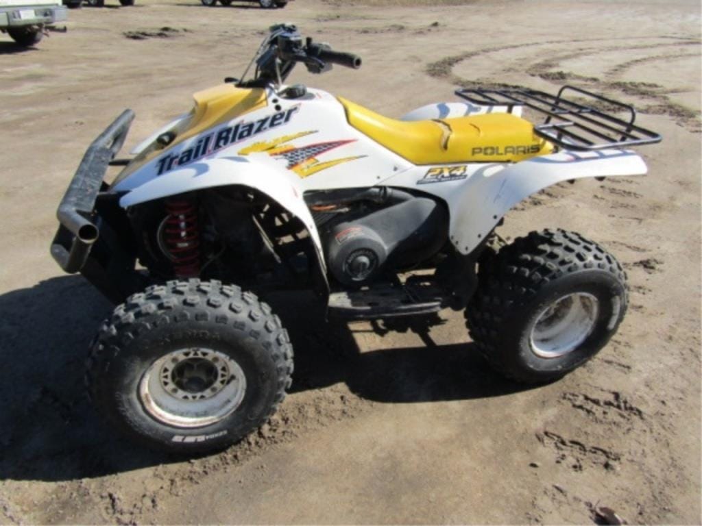 Main image Polaris TRAIL BLAZER