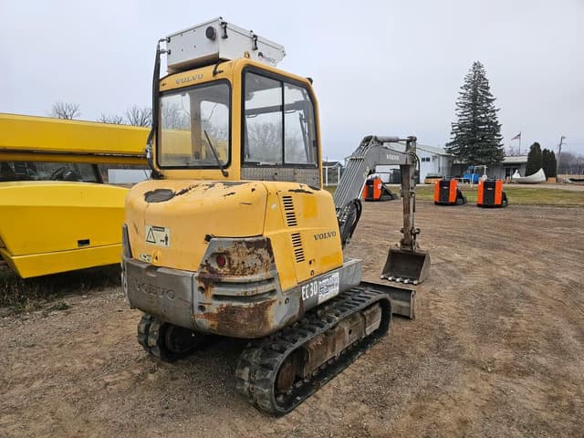 Image of Volvo EC30 equipment image 4