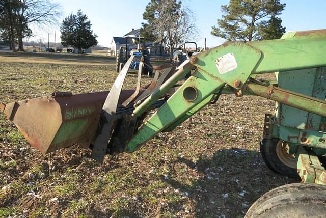 Image of John Deere 4230 equipment image 3