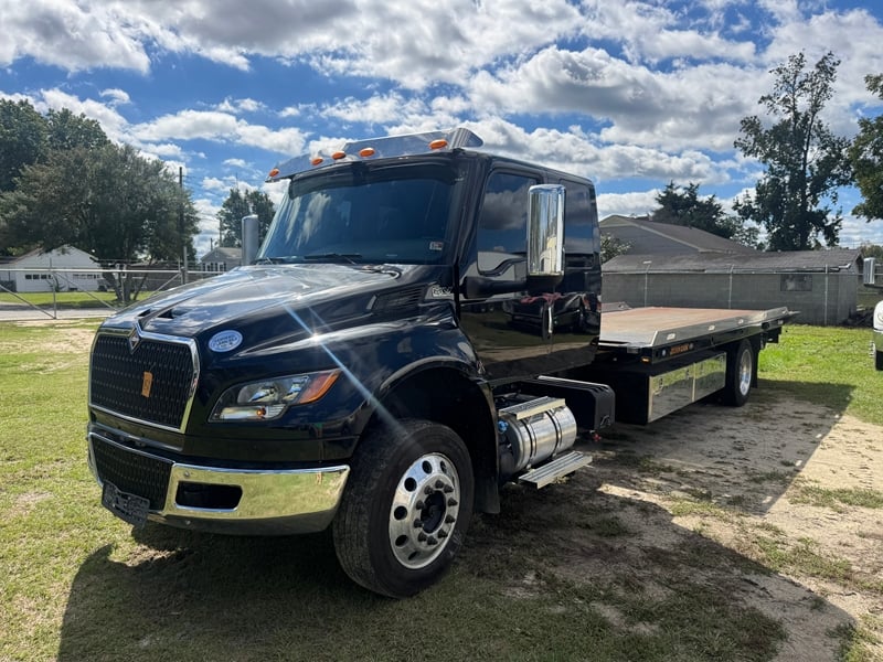 2023 International MV607 Equipment Image0