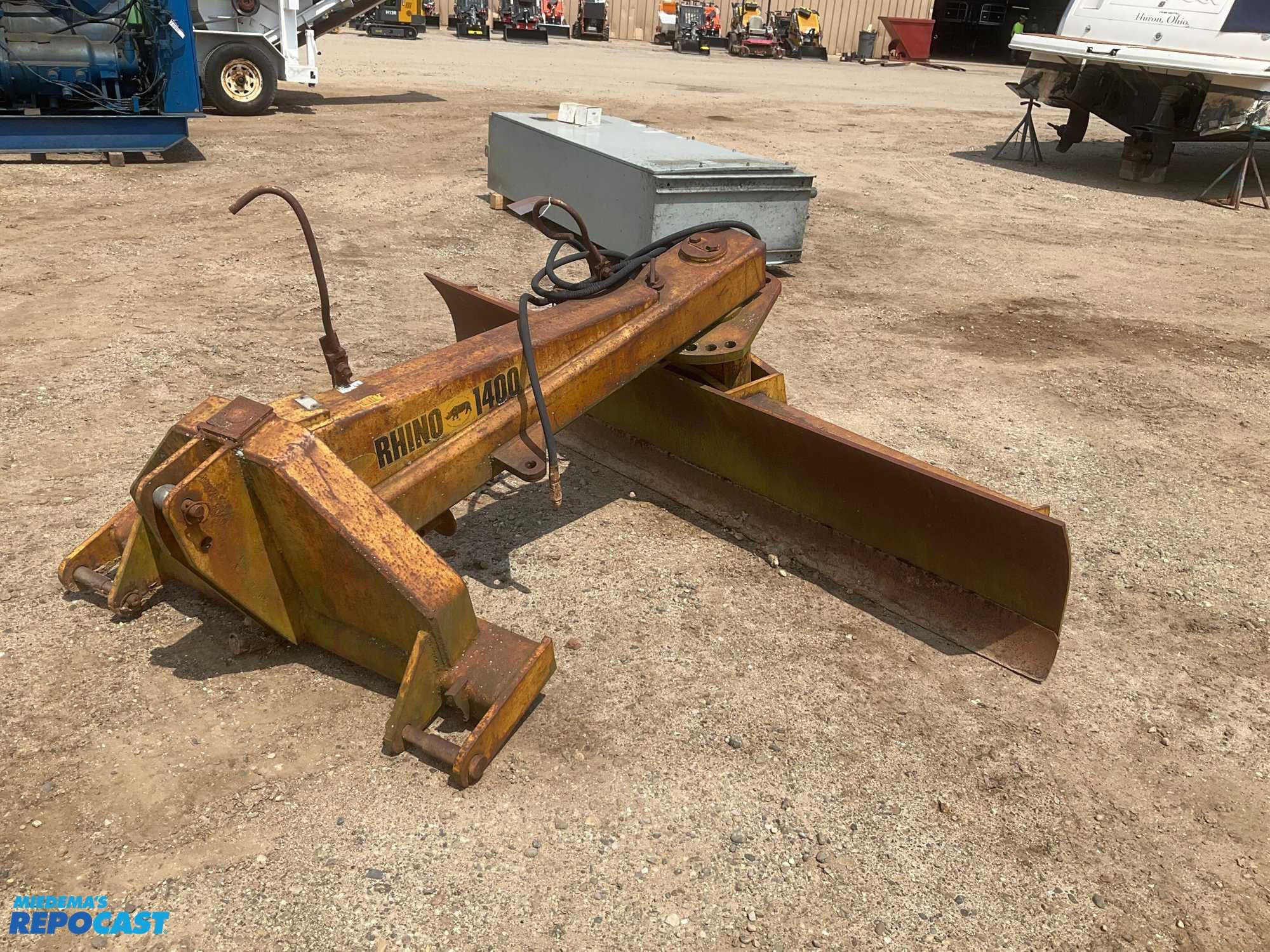 Main image Rhino 1400