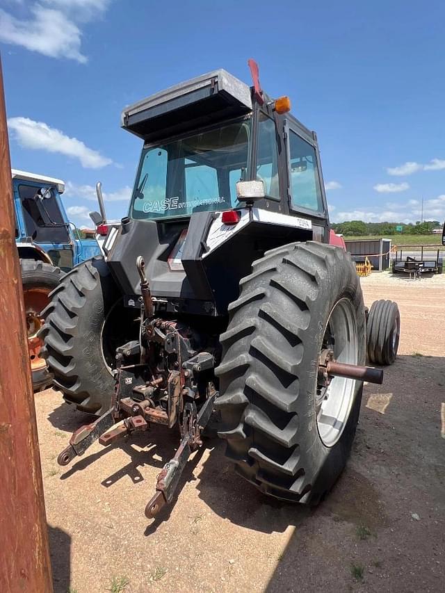 Image of Case IH 2394 equipment image 2