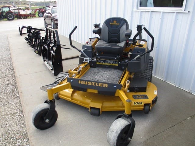 Image of Hustler X-RIDE equipment image 1