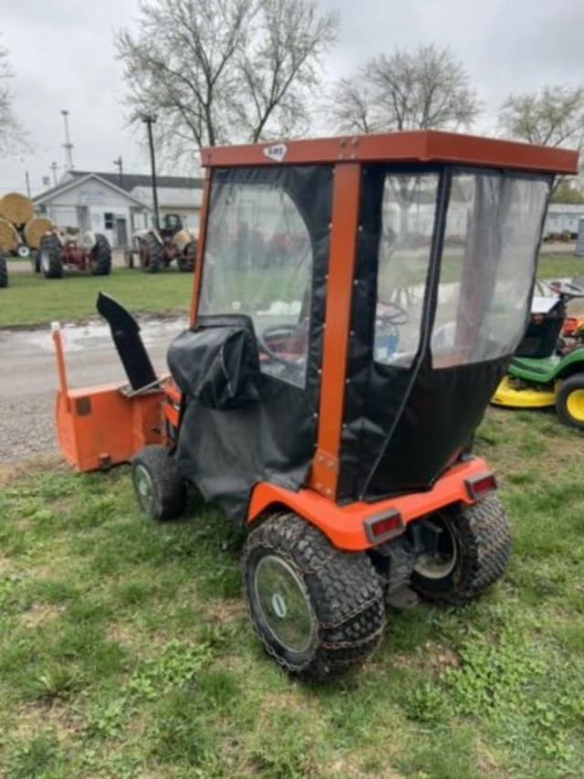 Image of Kubota G2000 equipment image 3