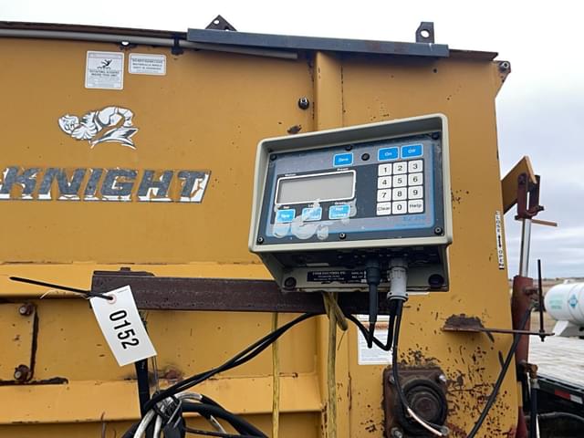 Image of Knight 3700 equipment image 3