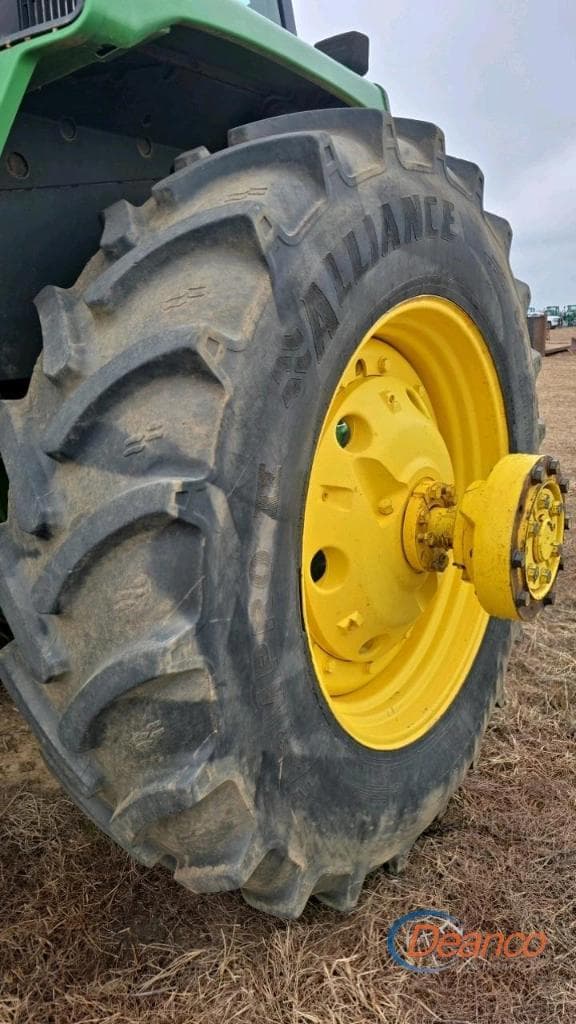 Image of John Deere 4960 equipment image 3