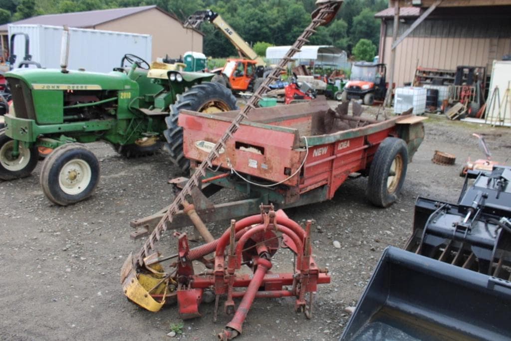 Image of New Holland 451 Image 0