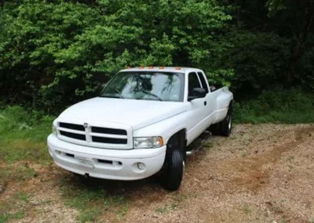 Image of Dodge Ram 3500 equipment image 1