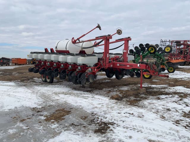 Image of White 8180 equipment image 1