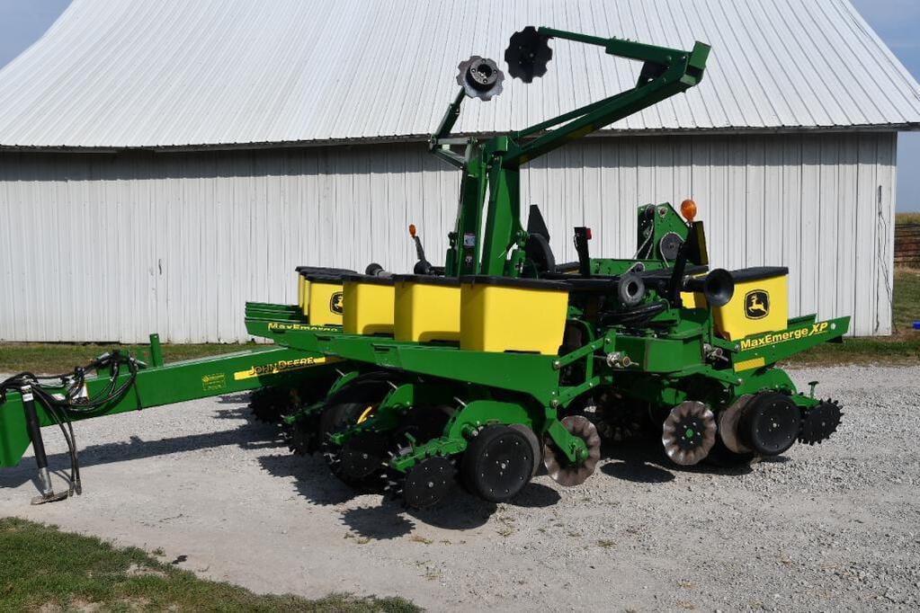 Main image John Deere 1760