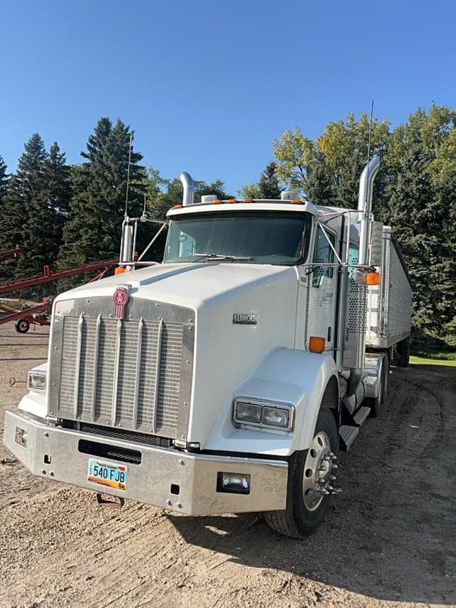 Image of Kenworth T800 equipment image 3