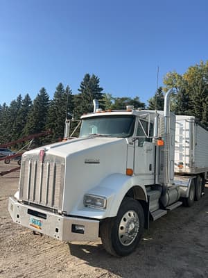 2007 Kenworth T800 Image