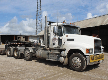 Main image Mack CHU613