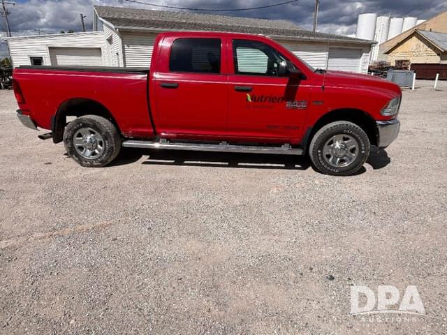 Image of Dodge Ram 2500 equipment image 2