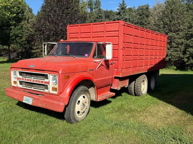 Image of Chevrolet C50 equipment image 4
