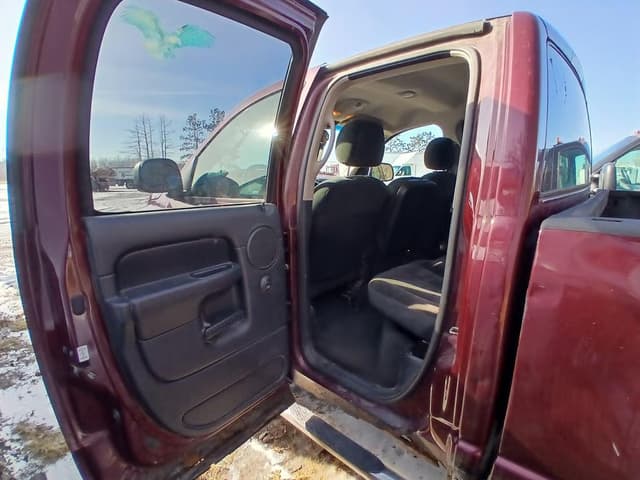 Image of Dodge Ram 1500 equipment image 2