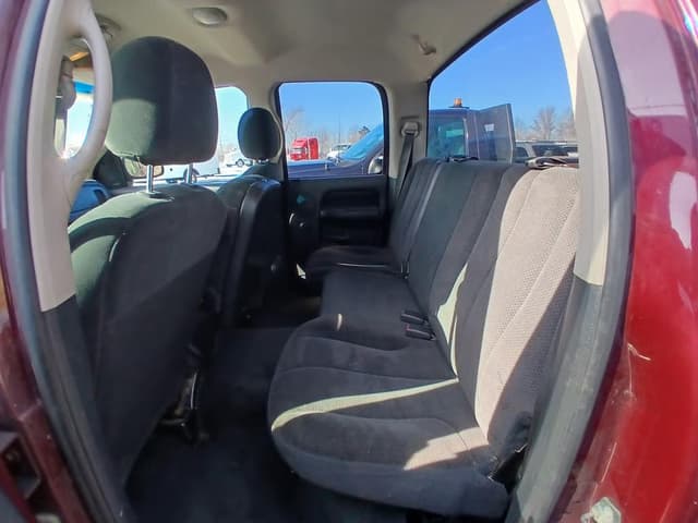 Image of Dodge Ram 1500 equipment image 3