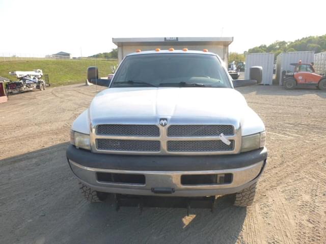 Image of Dodge Ram 3500 equipment image 1