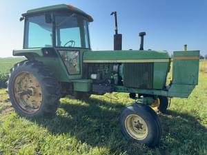 John Deere 4230 Image