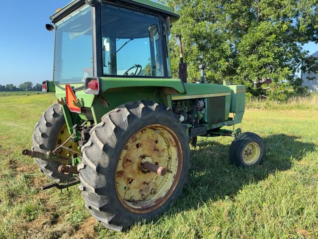 Image of John Deere 4230 equipment image 3