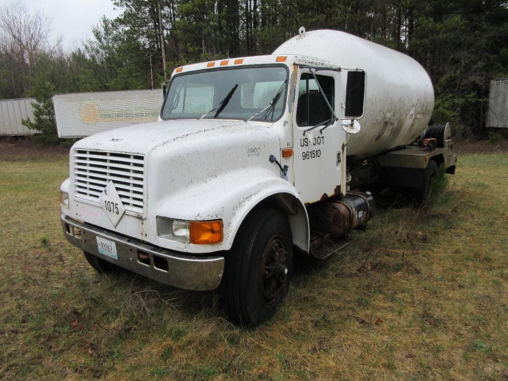 Main image International 4900