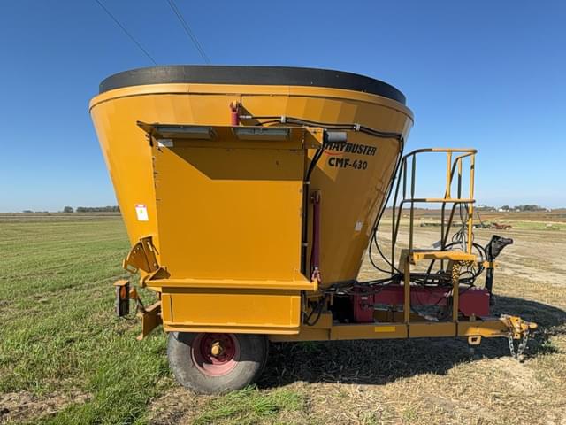Image of Haybuster CMF-430 equipment image 1
