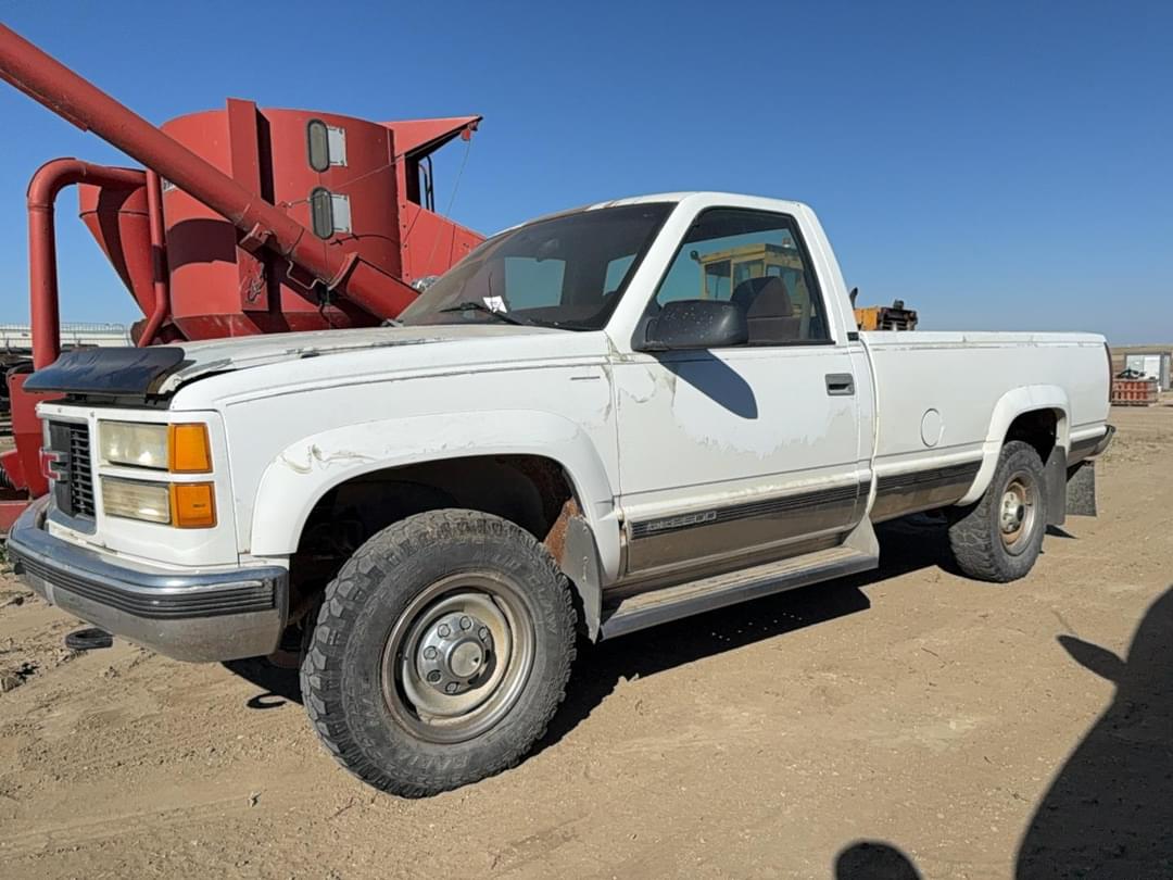 Image of GMC 2500 Primary image