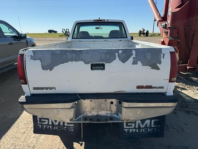 Image of GMC 2500 equipment image 2