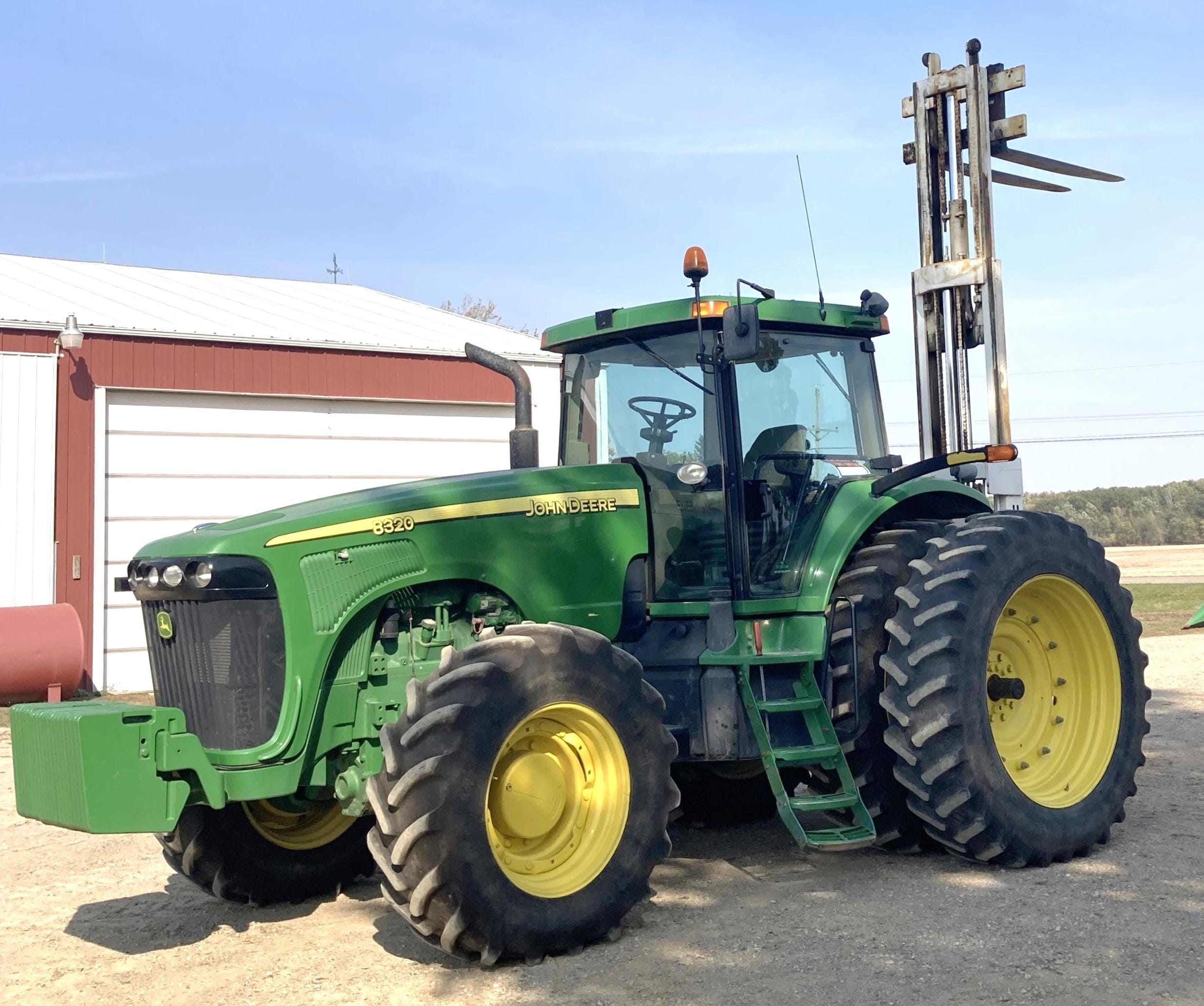 Main image John Deere 8320