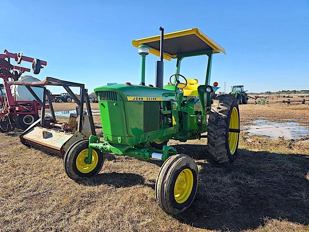 Image of John Deere 3020 Primary image