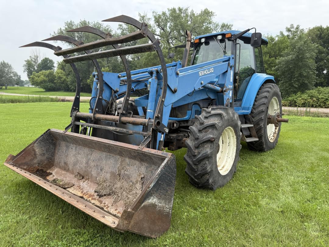 Image of New Holland 8970 Primary image