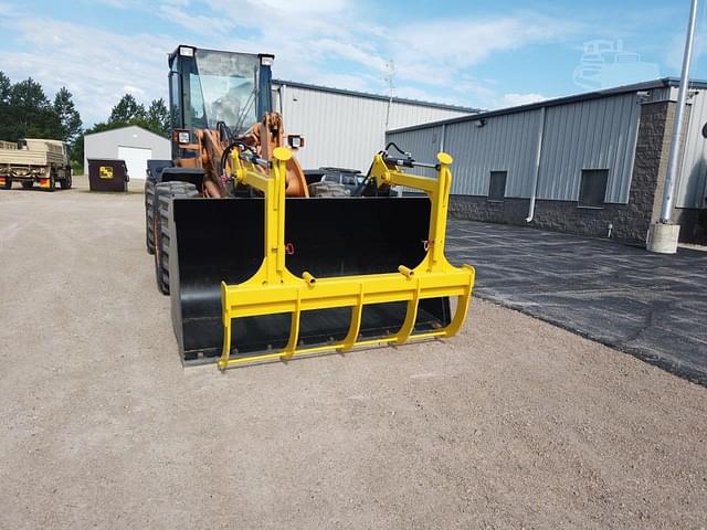 Image of Undetermined Grapple Bucket equipment image 2