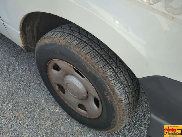 Image of Ford F-150 equipment image 3